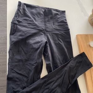 Black lulu lemon tights